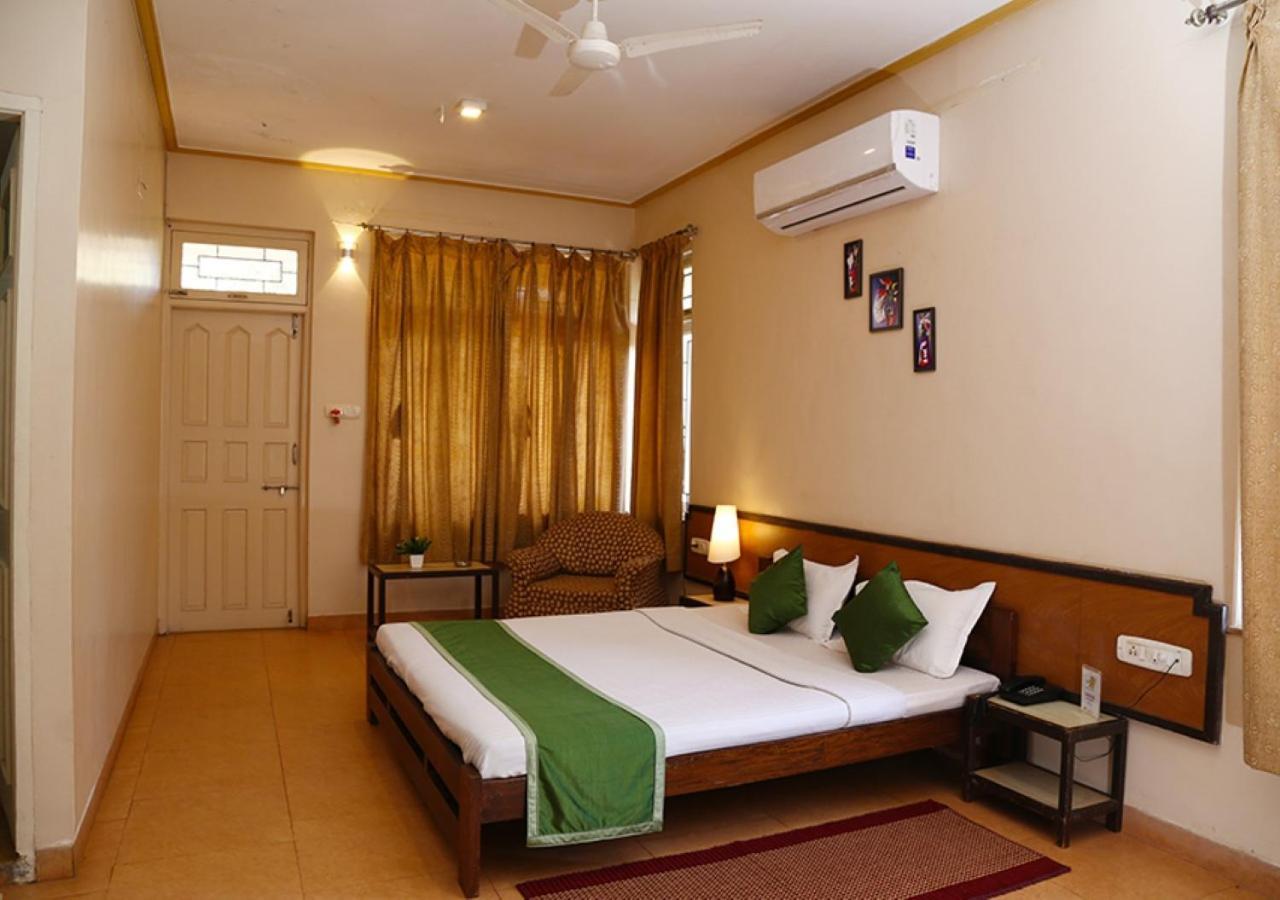 Hotel Durvankur กันปาตีปุเล ภายนอก รูปภาพ