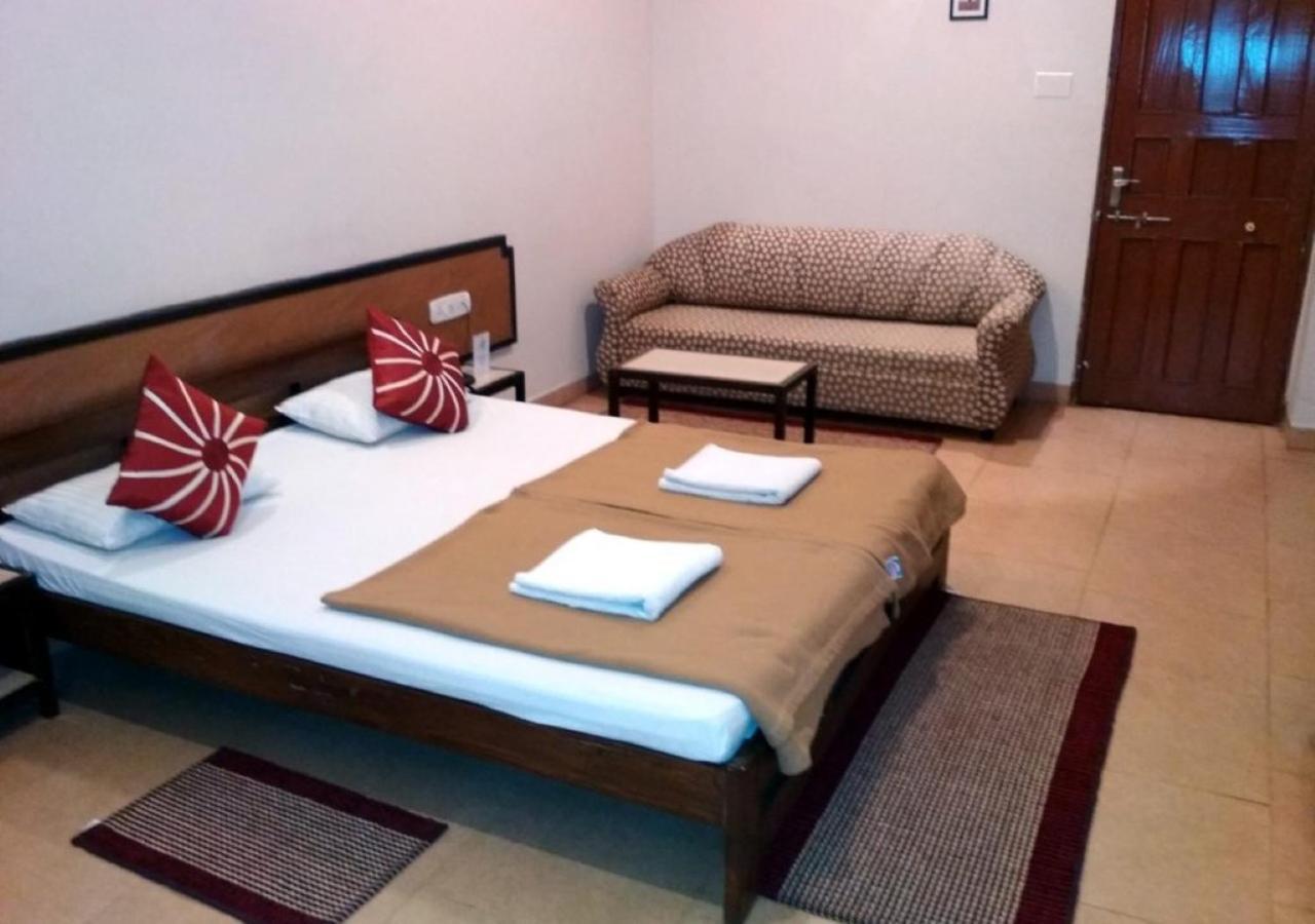 Hotel Durvankur กันปาตีปุเล ภายนอก รูปภาพ