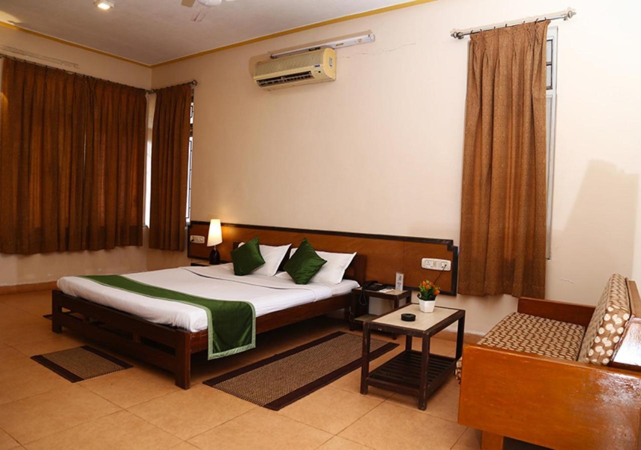 Hotel Durvankur กันปาตีปุเล ภายนอก รูปภาพ