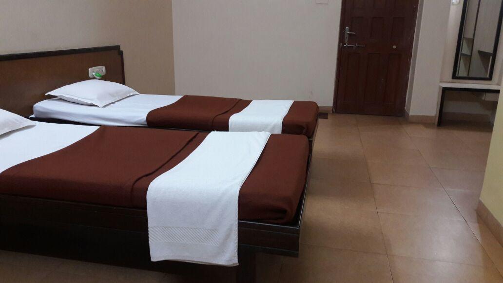 Hotel Durvankur กันปาตีปุเล ภายนอก รูปภาพ