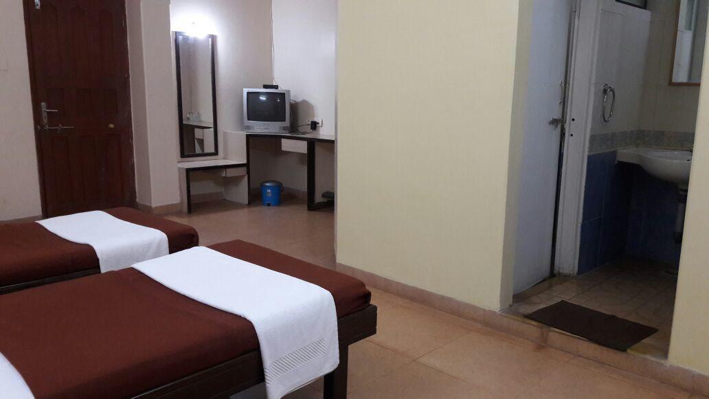 Hotel Durvankur กันปาตีปุเล ภายนอก รูปภาพ
