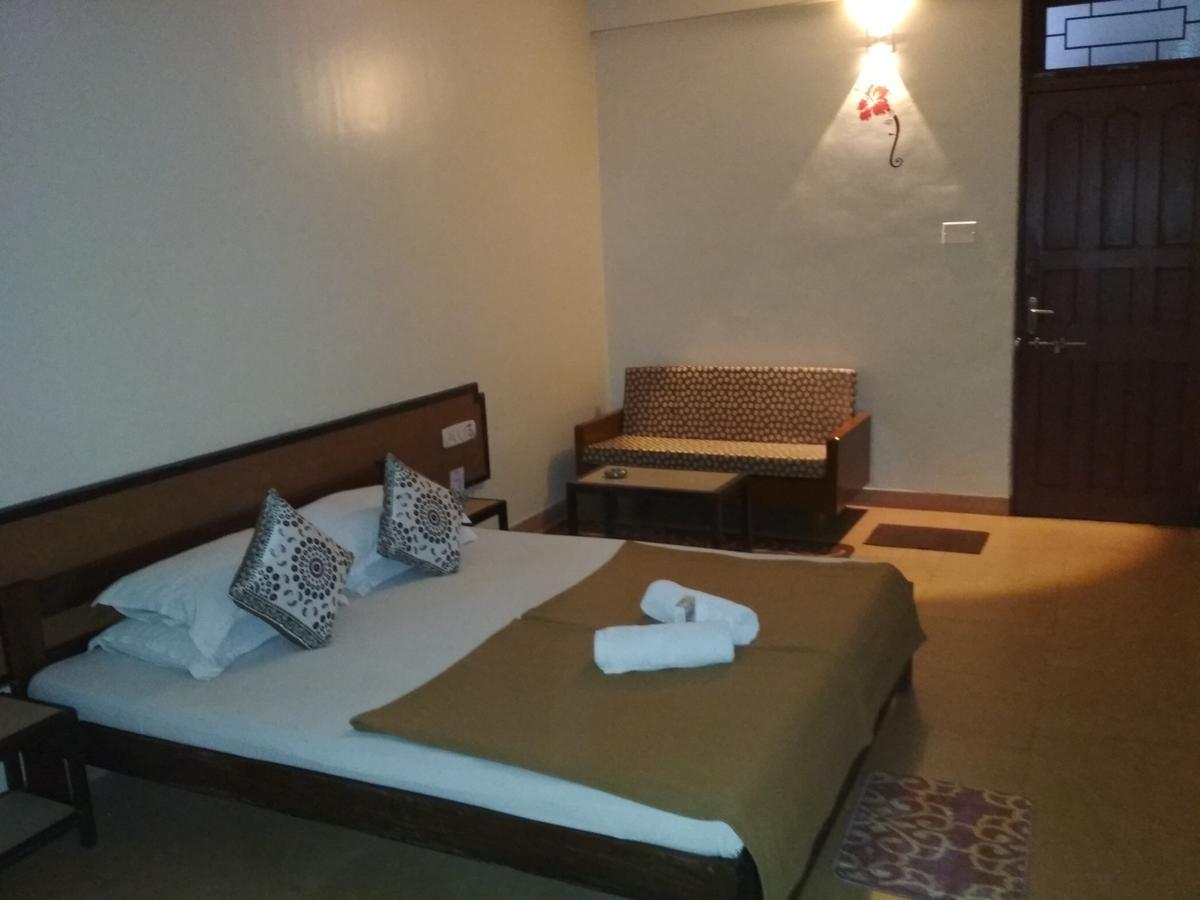 Hotel Durvankur กันปาตีปุเล ภายนอก รูปภาพ